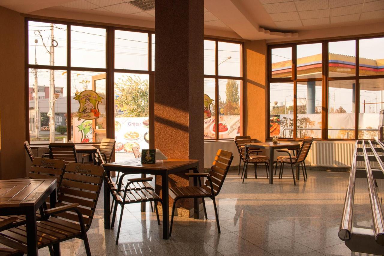 N&S Hotel Barlad Bîrlad Exterior foto